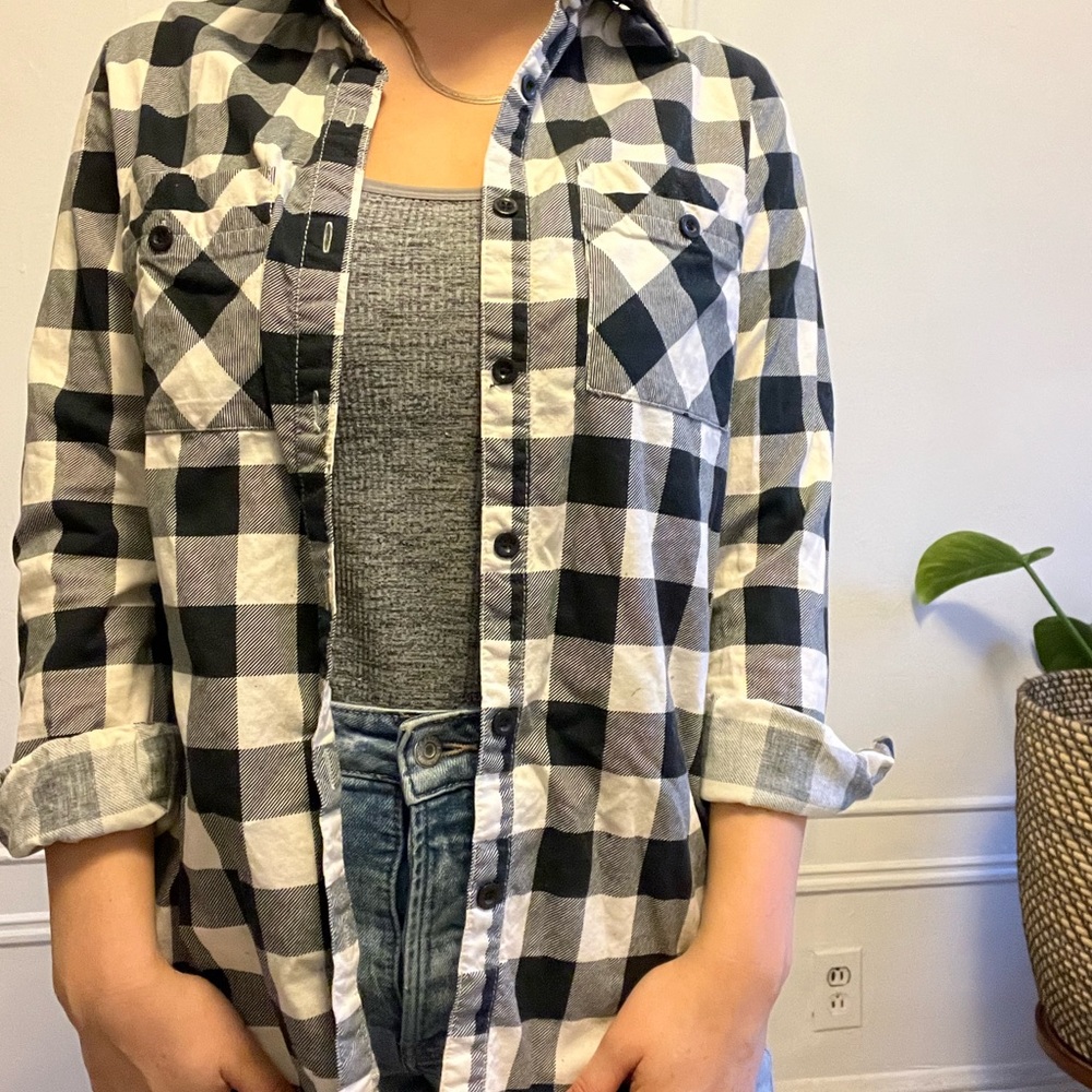 Forever 21 Flannel Button Down Size M